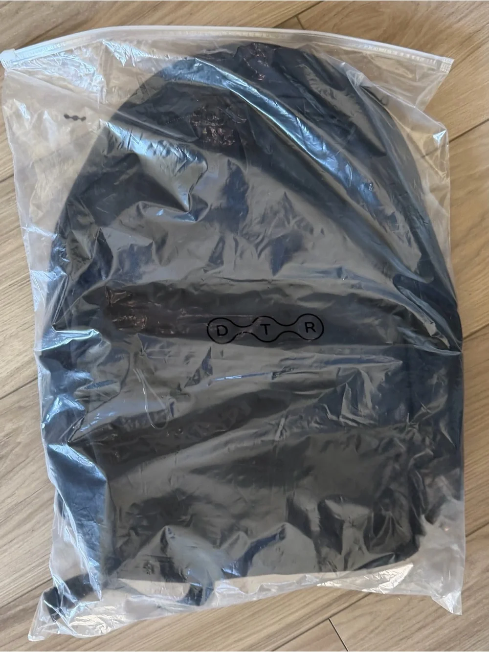 Dare To Roam (DTR) Prodigy Black Backpack Laptop Pocket Drink Pouch Antimocrombi